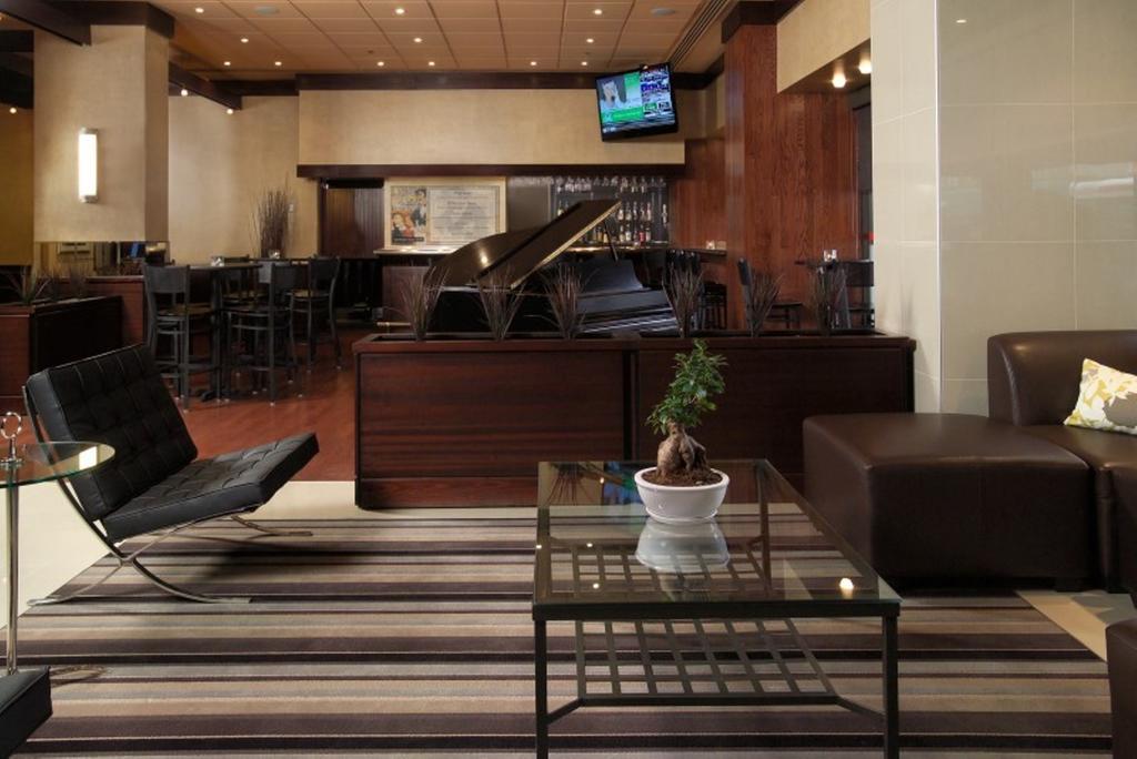 Best Western Primrose Hotel Downtown โตรอนโต ภายนอก รูปภาพ